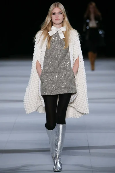 Look 35